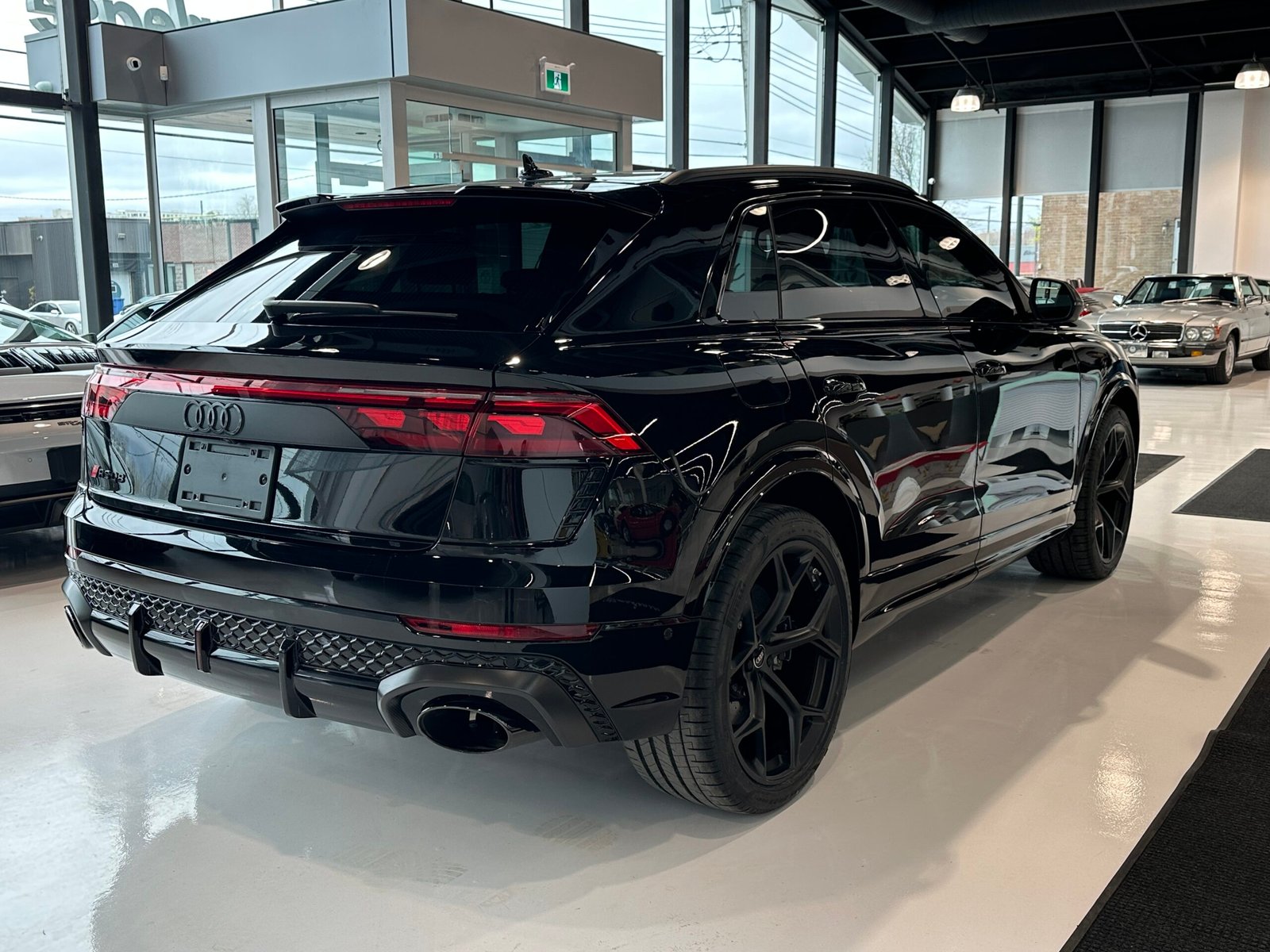 2026 Audi RS Q8 Model - image 2